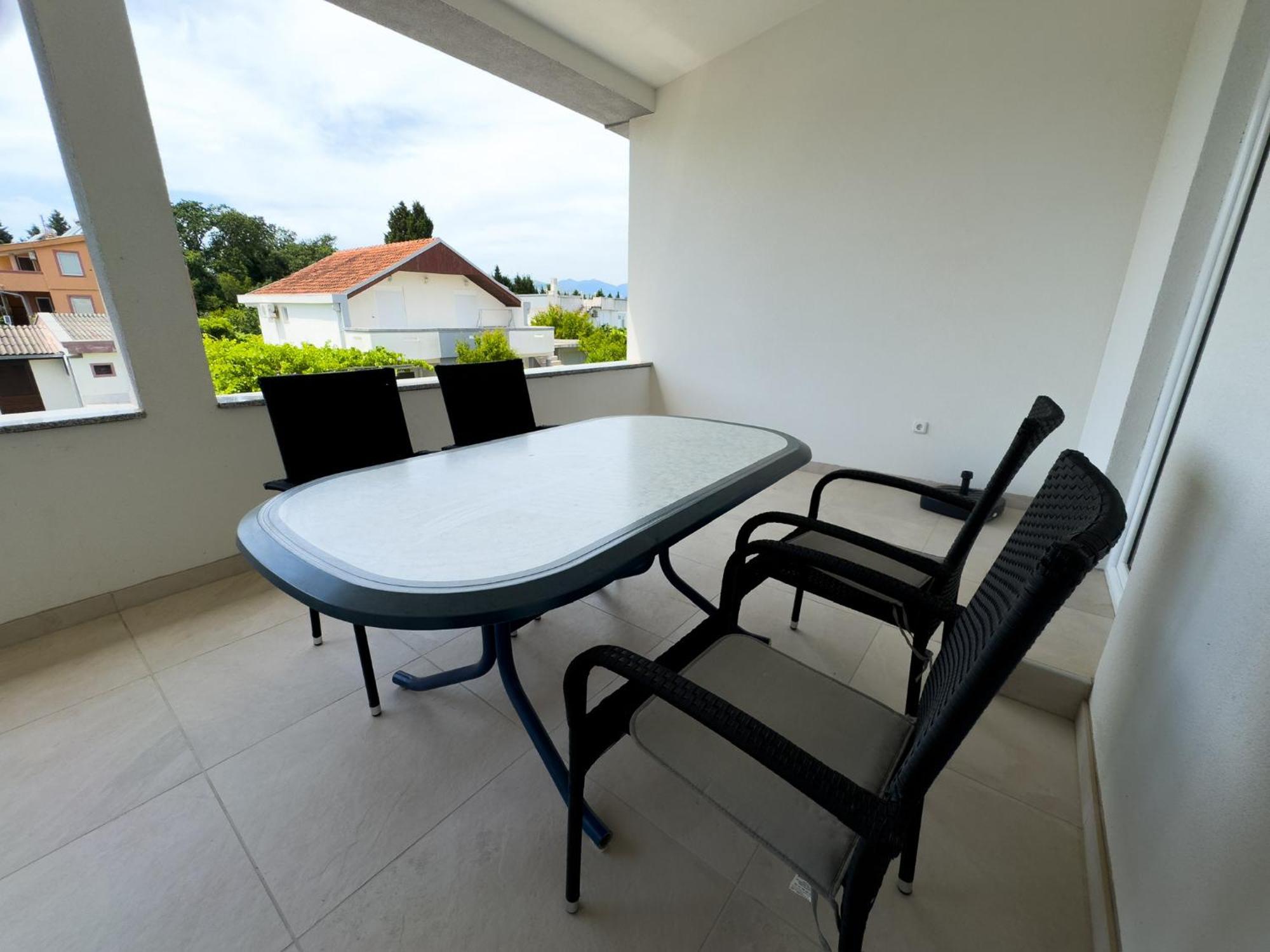 Adla Apartmani Ulcinj Exteriör bild